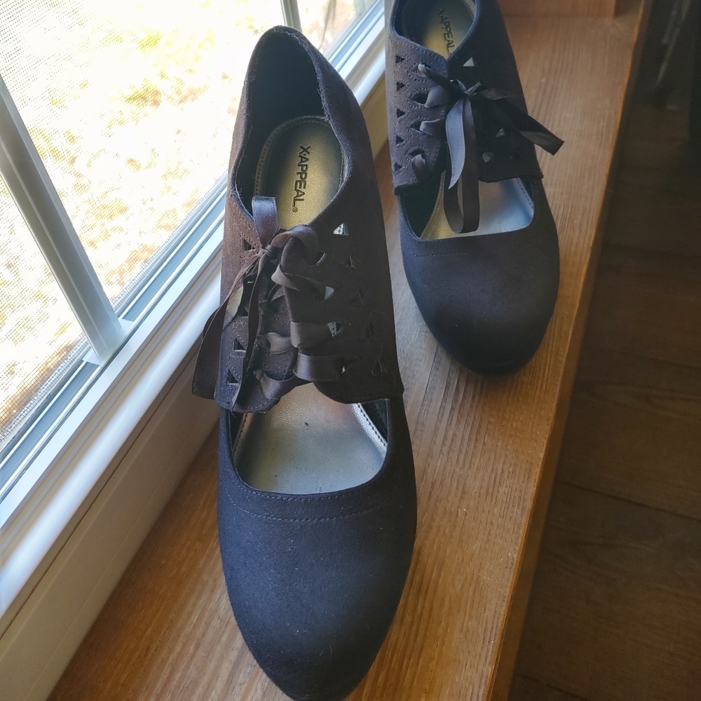 Ribbon Laced Heels